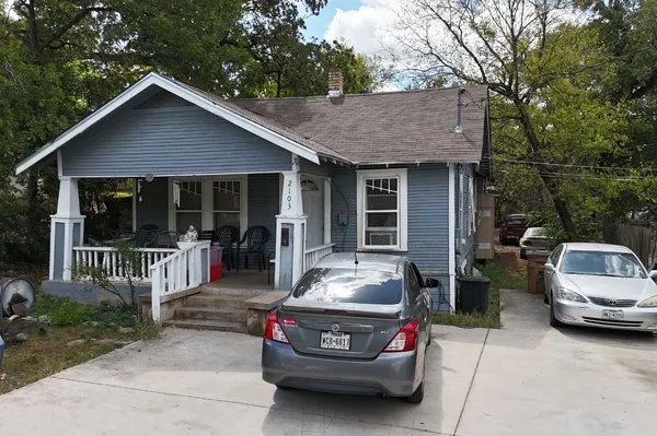 $499,000 | 2103 East 12th Street, Austin, TX 78702