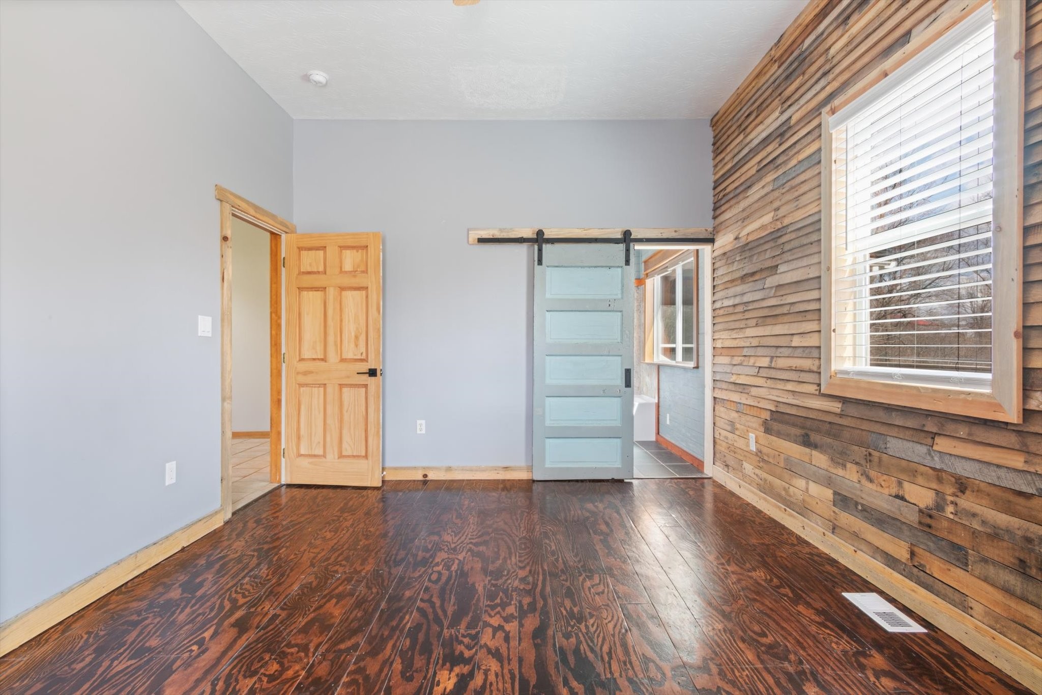 471 Northup Road Portland, TN 37148 - Photo 13 of 38 a view of empty room with wooden floor and fan