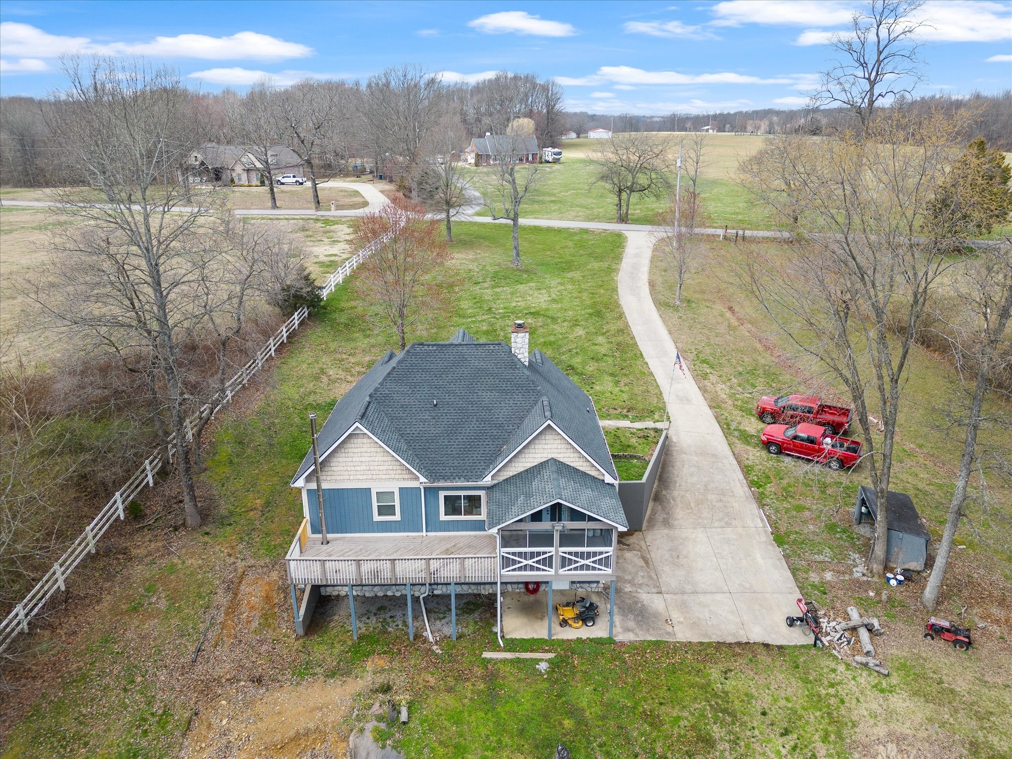 471 Northup Road Portland, TN 37148 - Photo 25 of 38 a view of a house with a yard