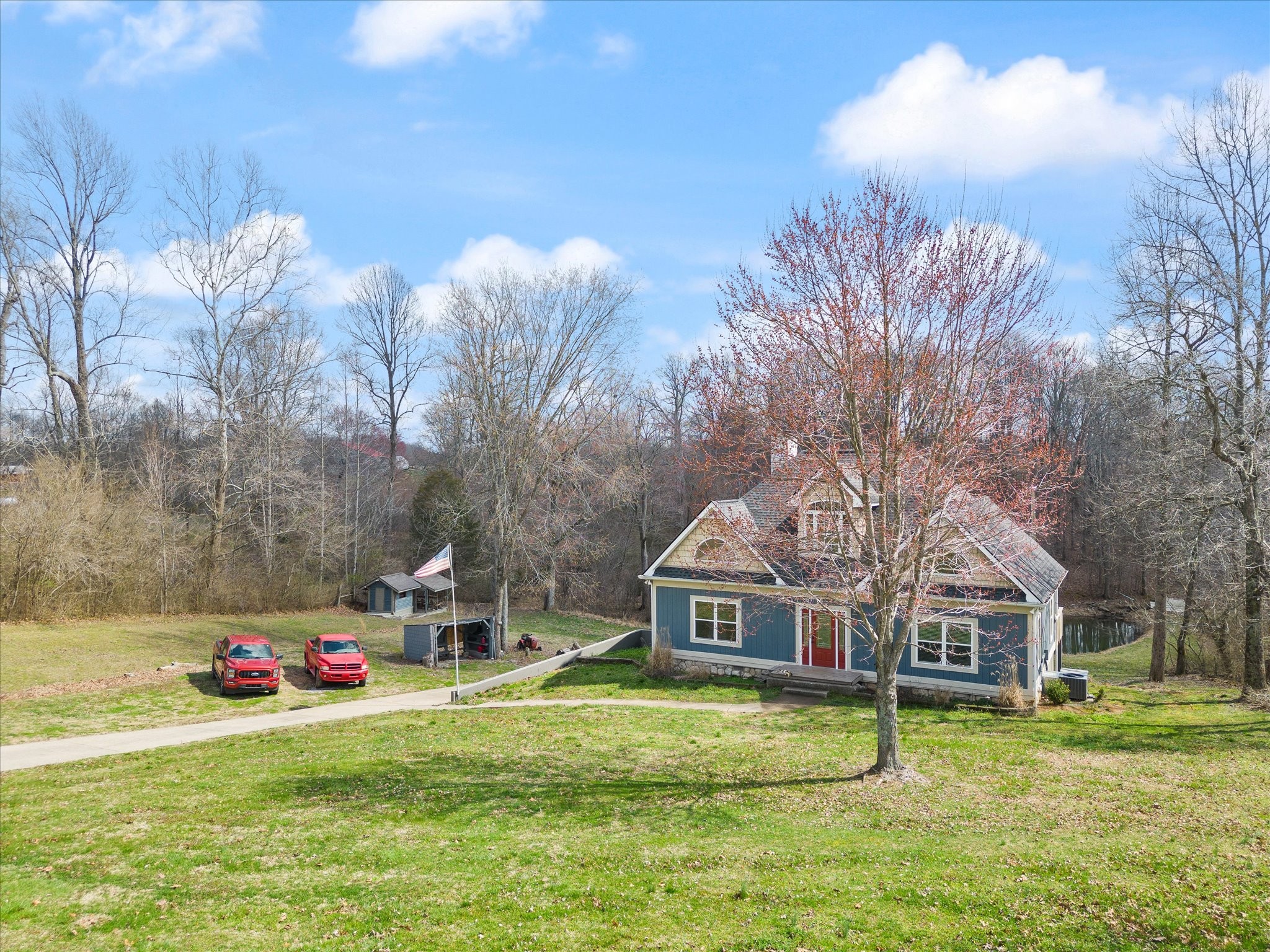 471 Northup Road Portland, TN 37148 - Photo 33 of 38 a front view of a house with a yard