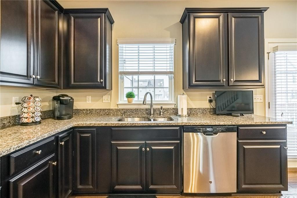 307 Rosecliff Road Wexford, PA 15090 - Photo 13 of 25 Stainless Dishwasher, Sink and Faucet - Many Windows Add Light