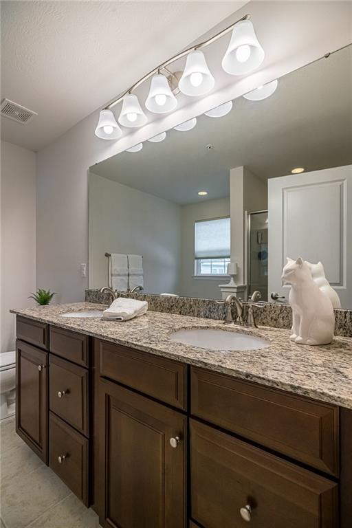 307 Rosecliff Road Wexford, PA 15090 - Photo 19 of 25 Master Bath Dual Vanity W/Granite - His and Her Sinks