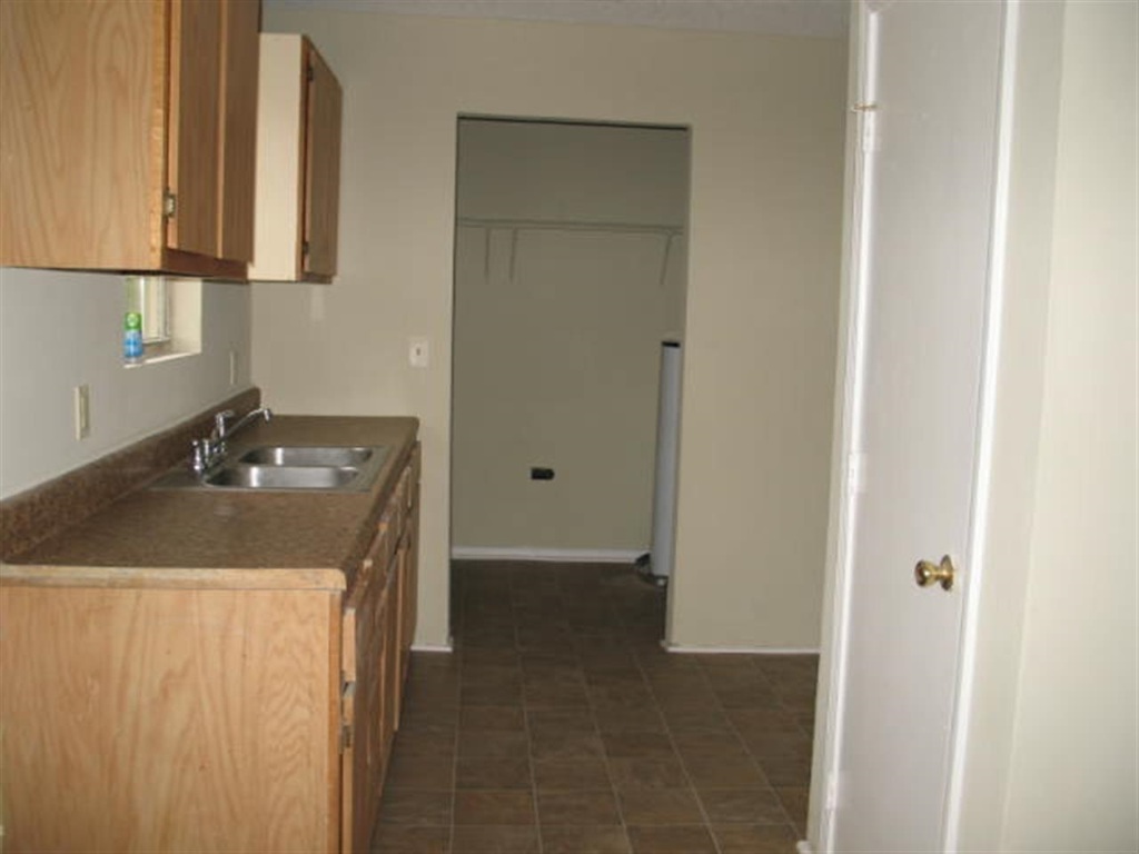 1433 Lebanon Road Pendleton, SC 29670 - Photo 4 of 9