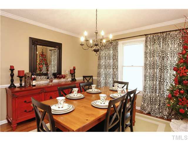 3106 Gold Digger Road Clayton, NC 27520 - Photo 3 of 22 Amazing Dining Room!