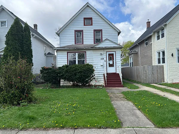 $177,500 | 128 South 12th Avenue, Maywood, IL 60153