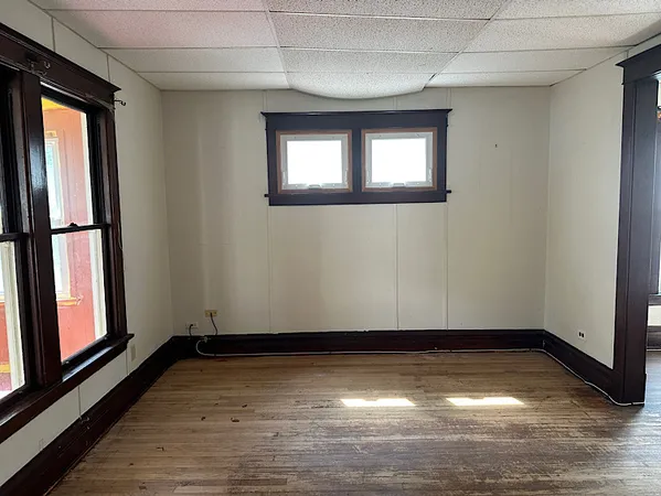 $177,500 | 128 South 12th Avenue, Maywood, IL 60153