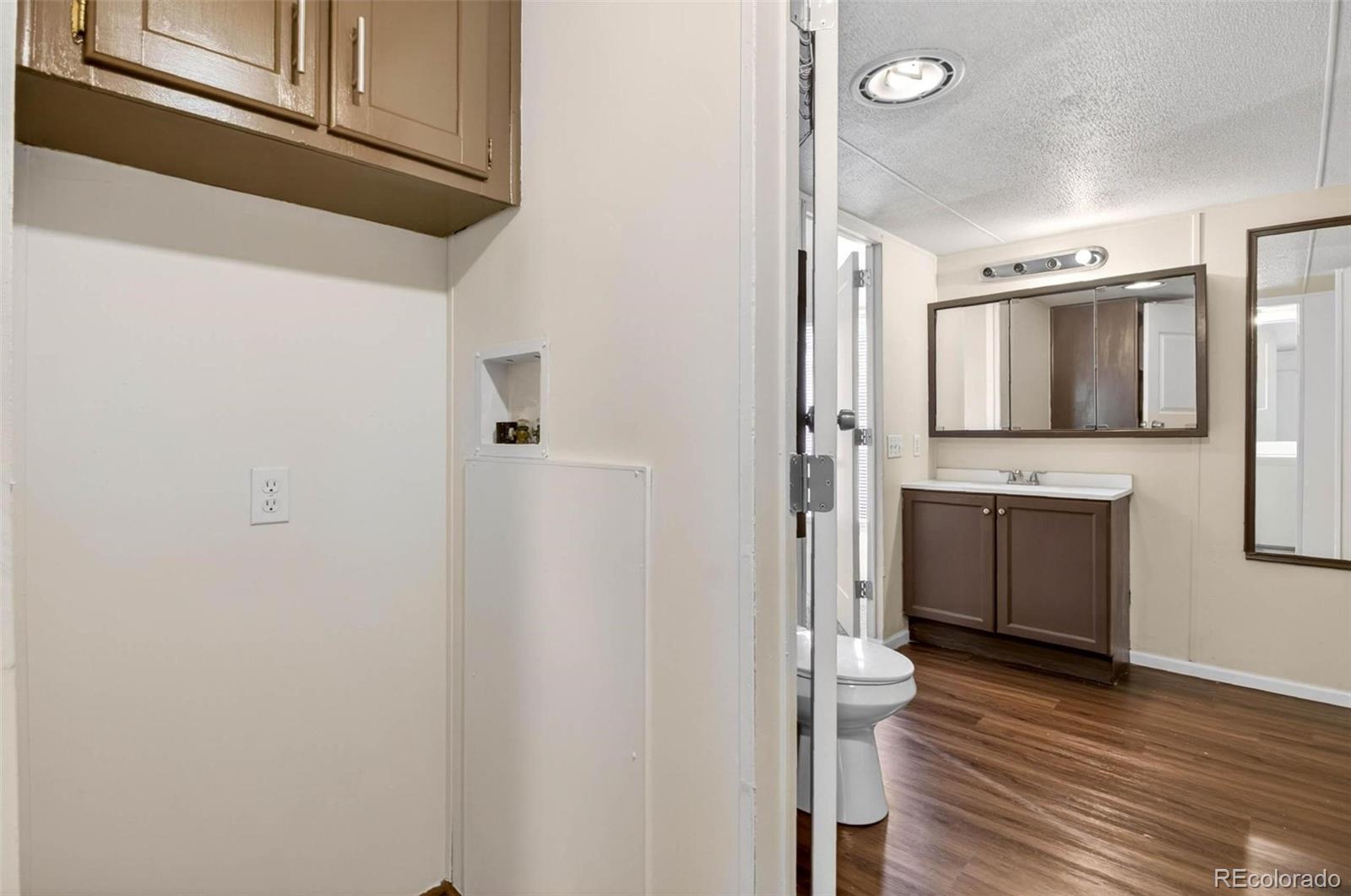 10201 Riverdale Road Thornton, CO 80229 - Photo 8 of 19