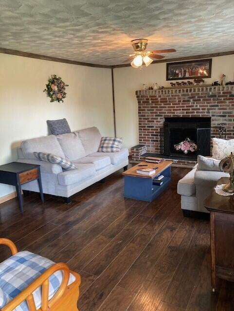 541 Highway 150 Parkman, ME 04443 - Photo 16 of 31 Living room