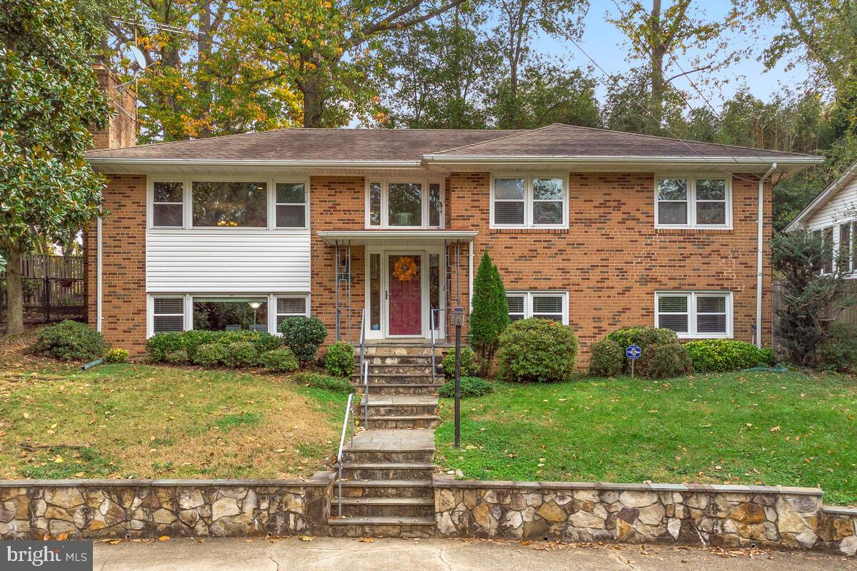 2328 Windsor Road Alexandria, VA 22307 - Photo 1 of 32