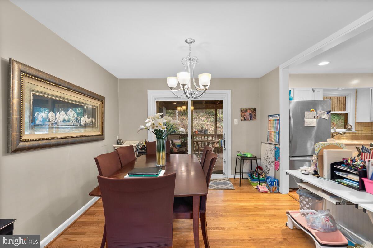 2328 Windsor Road Alexandria, VA 22307 - Photo 6 of 32