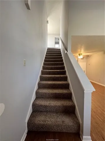 $975 | 914 Spring Loop, Unit A, College Station, TX 77840