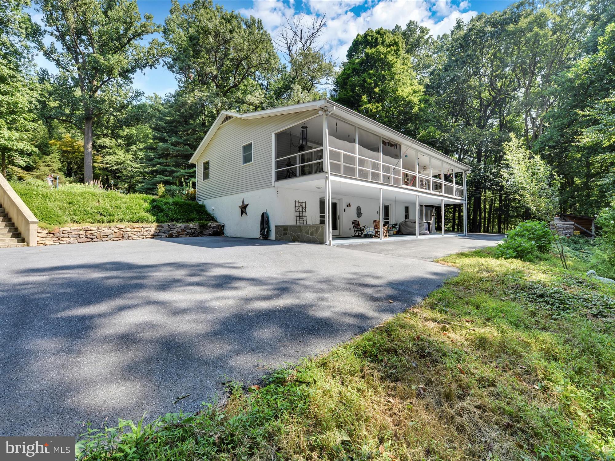 334 Old Mine Road Lebanon, PA 17042 - Photo 43 of 54 Gallery Image 43