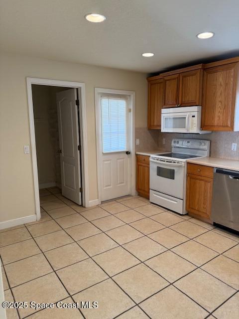 1352 Gem Circle, Unit 27 Rockledge, FL 32955 - Photo 8 of 19 IMG_6772