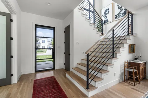 $1,395,000 | 935 Gardenia Drive, Houston, TX 77018