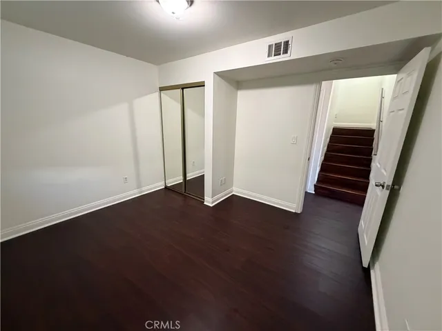 $3,800 | 635 East 79th Street, Los Angeles, CA 90001