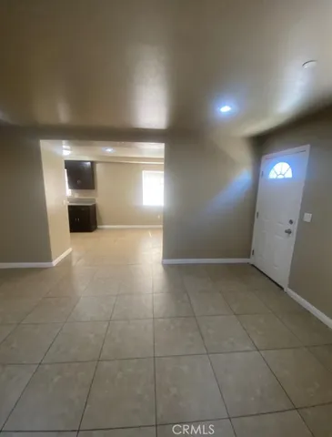 $3,500 | 635 East 79th Street, Los Angeles, CA 90001