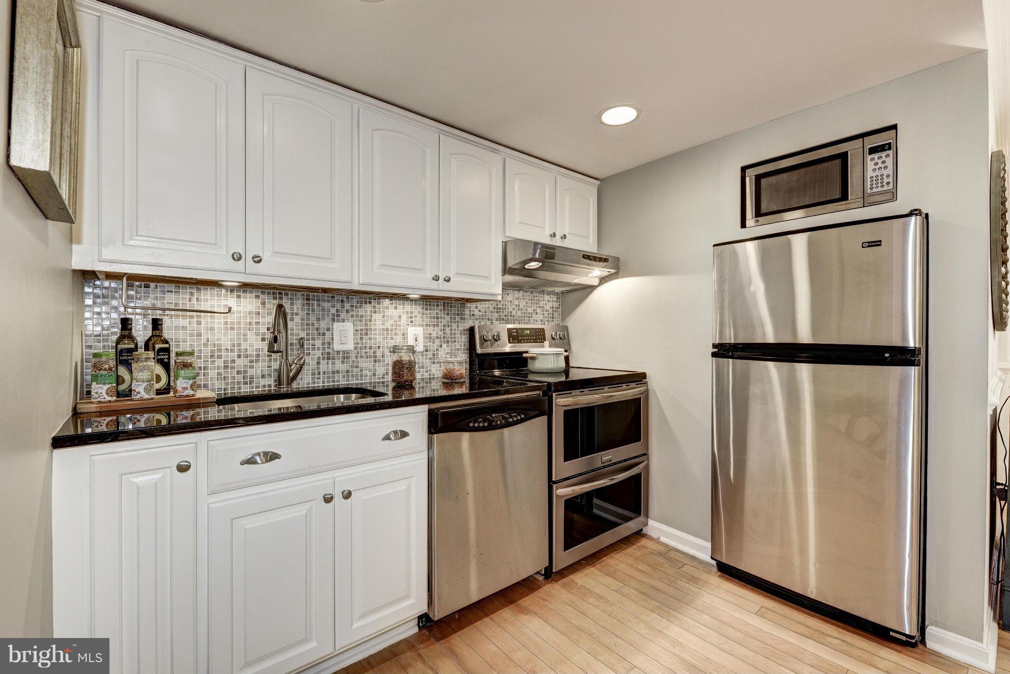 3120 R Street Northwest, Unit 11 Washington, DC 20007 - Photo 5 of 11 Kitchen