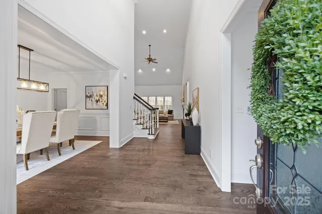 $844,900 | 7909 Bay Pointe Drive, Denver, NC 28037