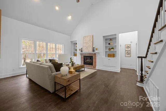 $844,900 | 7909 Bay Pointe Drive, Denver, NC 28037