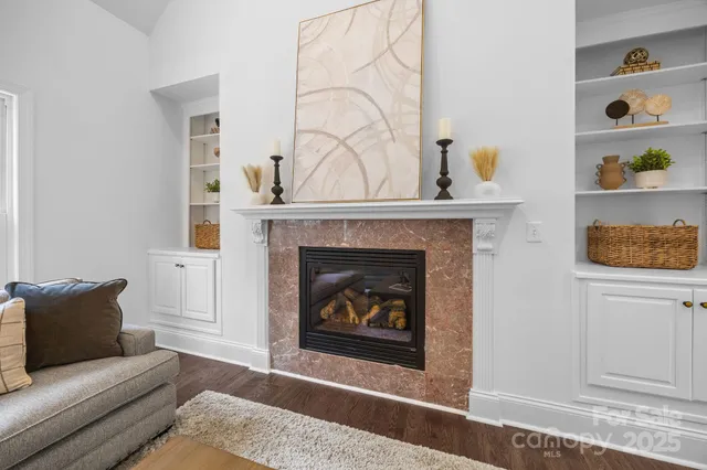 $844,900 | 7909 Bay Pointe Drive, Denver, NC 28037