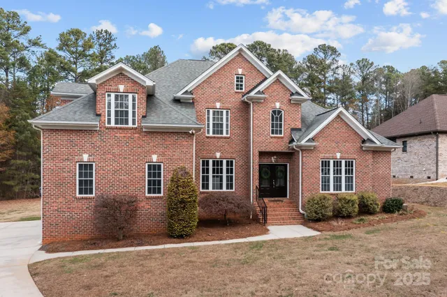 $844,900 | 7909 Bay Pointe Drive, Denver, NC 28037