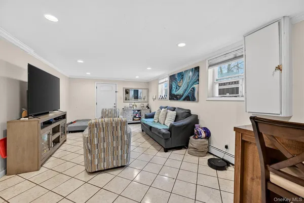 $995,000 | 4 Kingsland Drive, New City, NY 10956