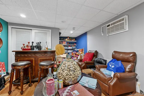 $995,000 | 4 Kingsland Drive, New City, NY 10956