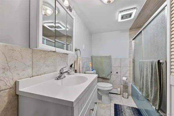 $995,000 | 4 Kingsland Drive, New City, NY 10956