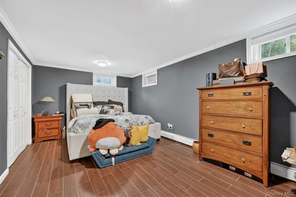 $995,000 | 4 Kingsland Drive, New City, NY 10956