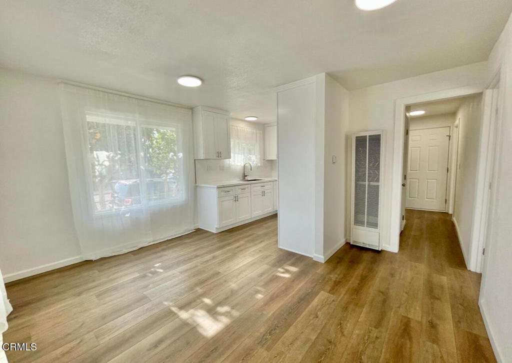 403 East 2nd Street Oxnard, CA 93030 - Photo 5 of 6