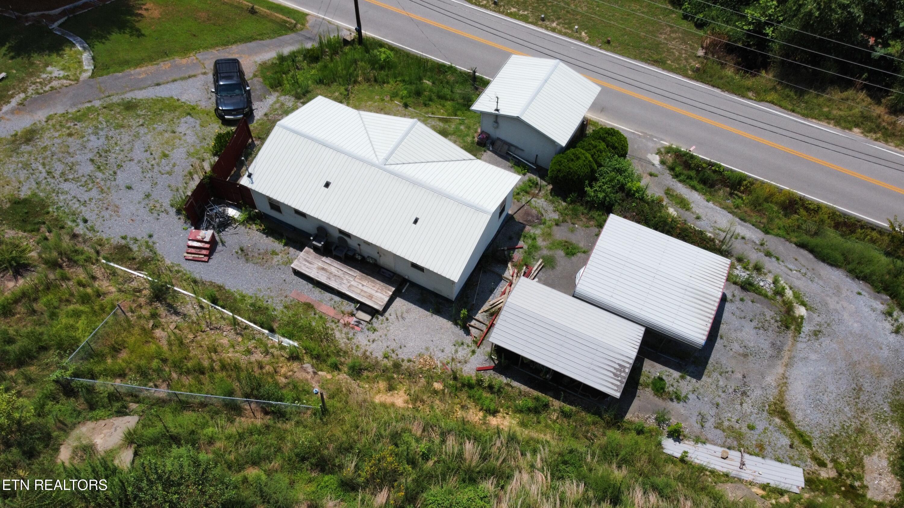 245 State Highway 72 Baxter, KY 40806 - Photo 5 of 22 dji_fly_20250730_125218_187_175389493451