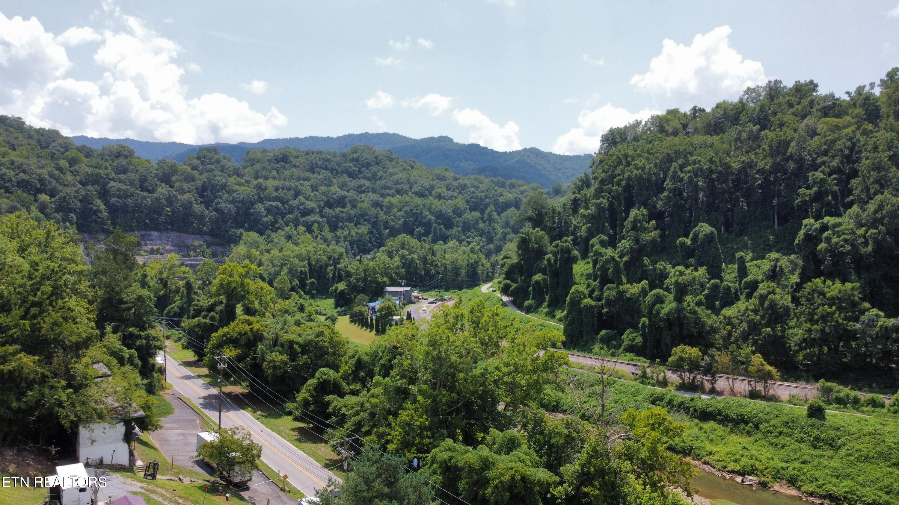 245 State Highway 72 Baxter, KY 40806 - Photo 8 of 22 dji_fly_20250730_125234_189_175389493259