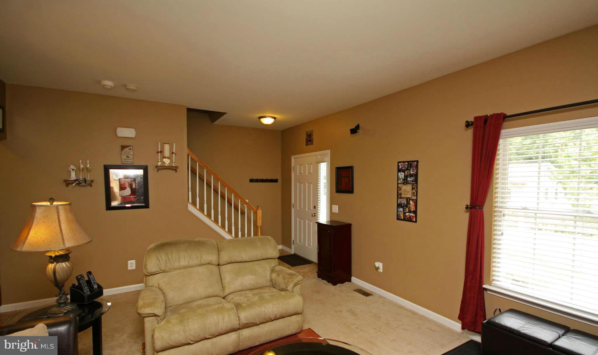 430 Kyle Road Crownsville, MD 21032 - Photo 6 of 30 Living Room