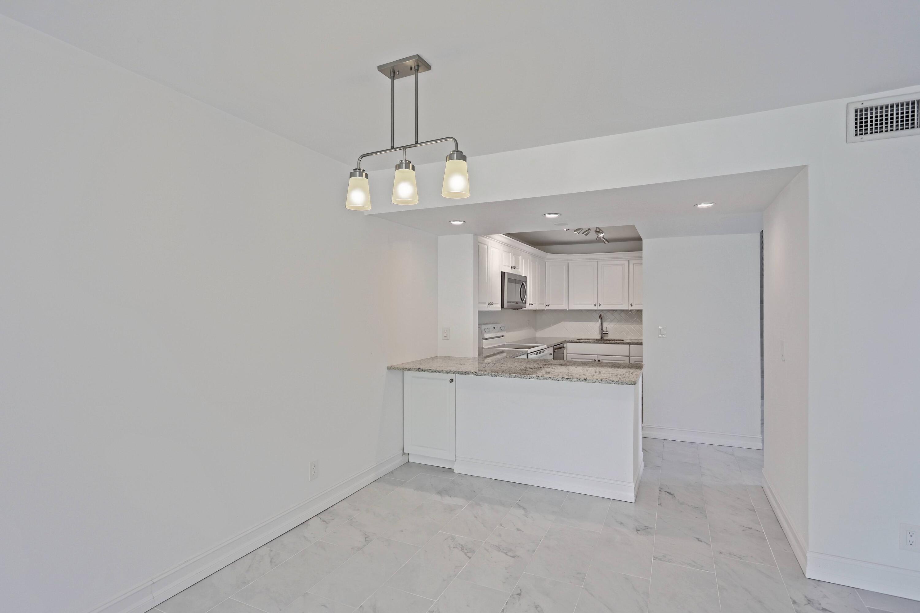 394 Golfview Road, Unit F North Palm Beach, FL 33408 - Photo 14 of 73 Kitchen
