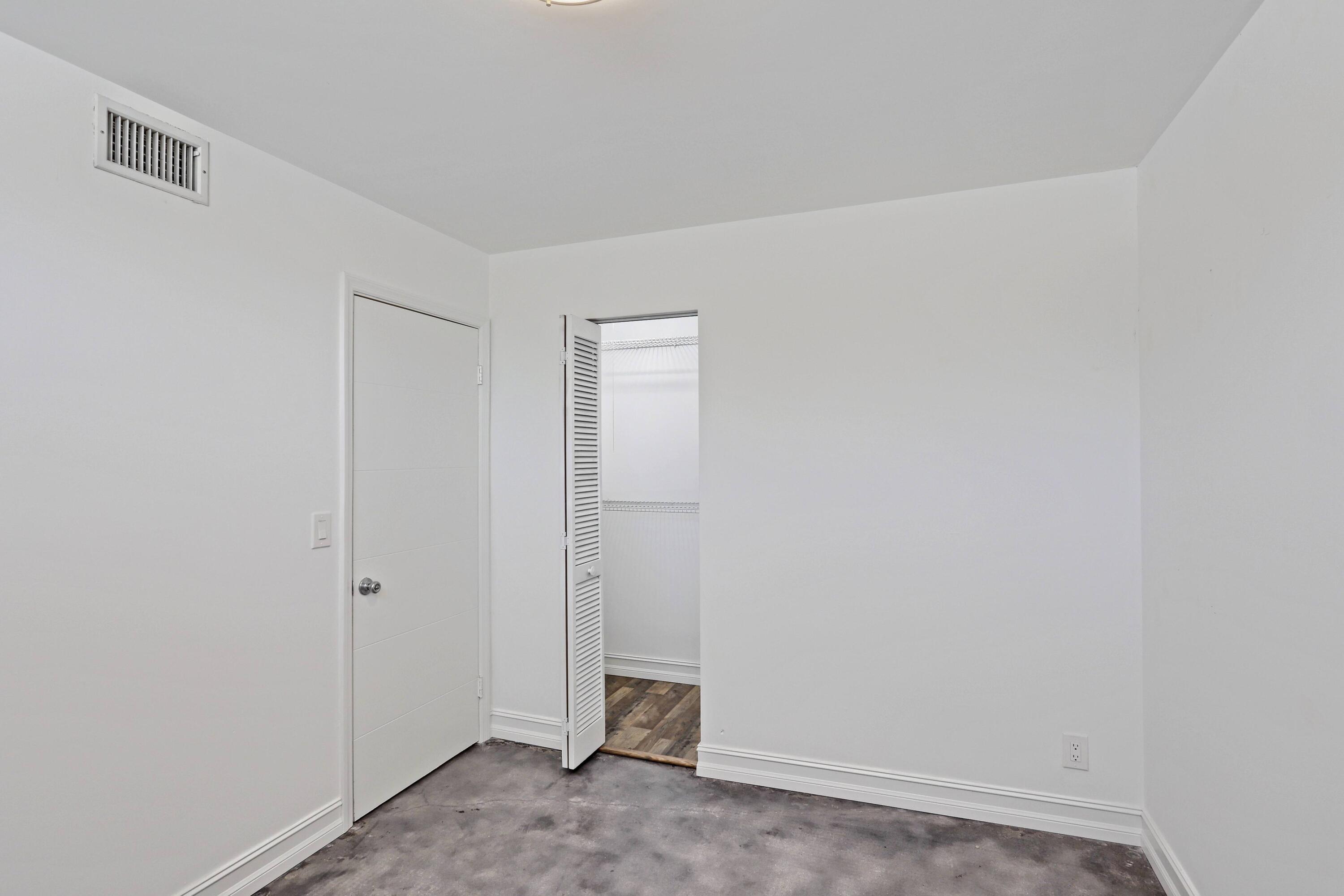 394 Golfview Road, Unit F North Palm Beach, FL 33408 - Photo 26 of 73 2nd Bedroom