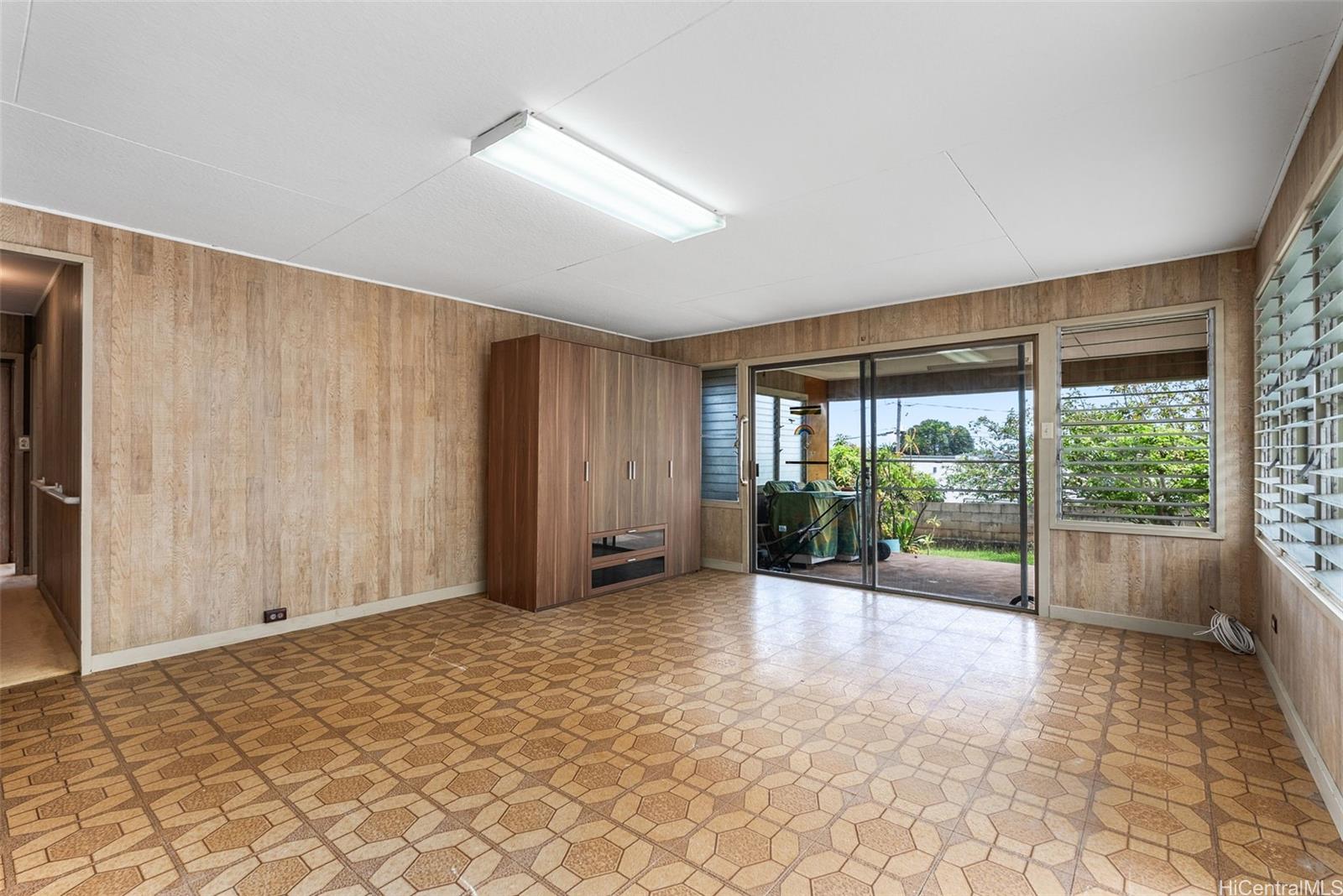 6017 Aimoku Street Honolulu, HI 96821 - Photo 10 of 22