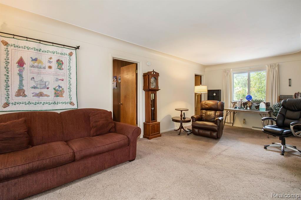10304 Lehring Road Byron, MI 48418 - Photo 8 of 27 Gallery Image 8