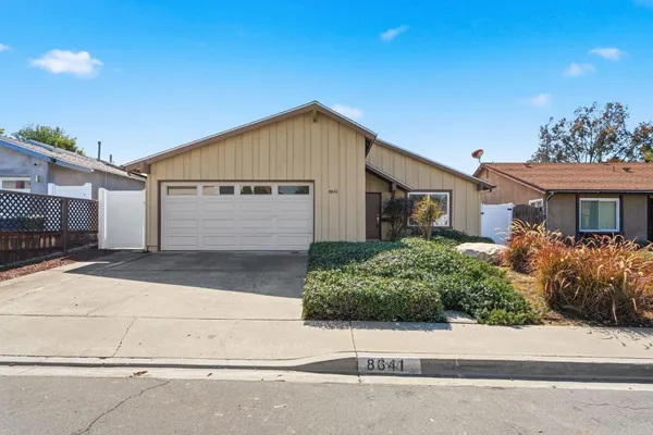 $1,100,000 | 8641 Hydra Lane, San Diego, CA 92126