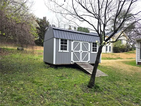 $239,000 | 611 Arch Street, Mount Airy, NC 27030