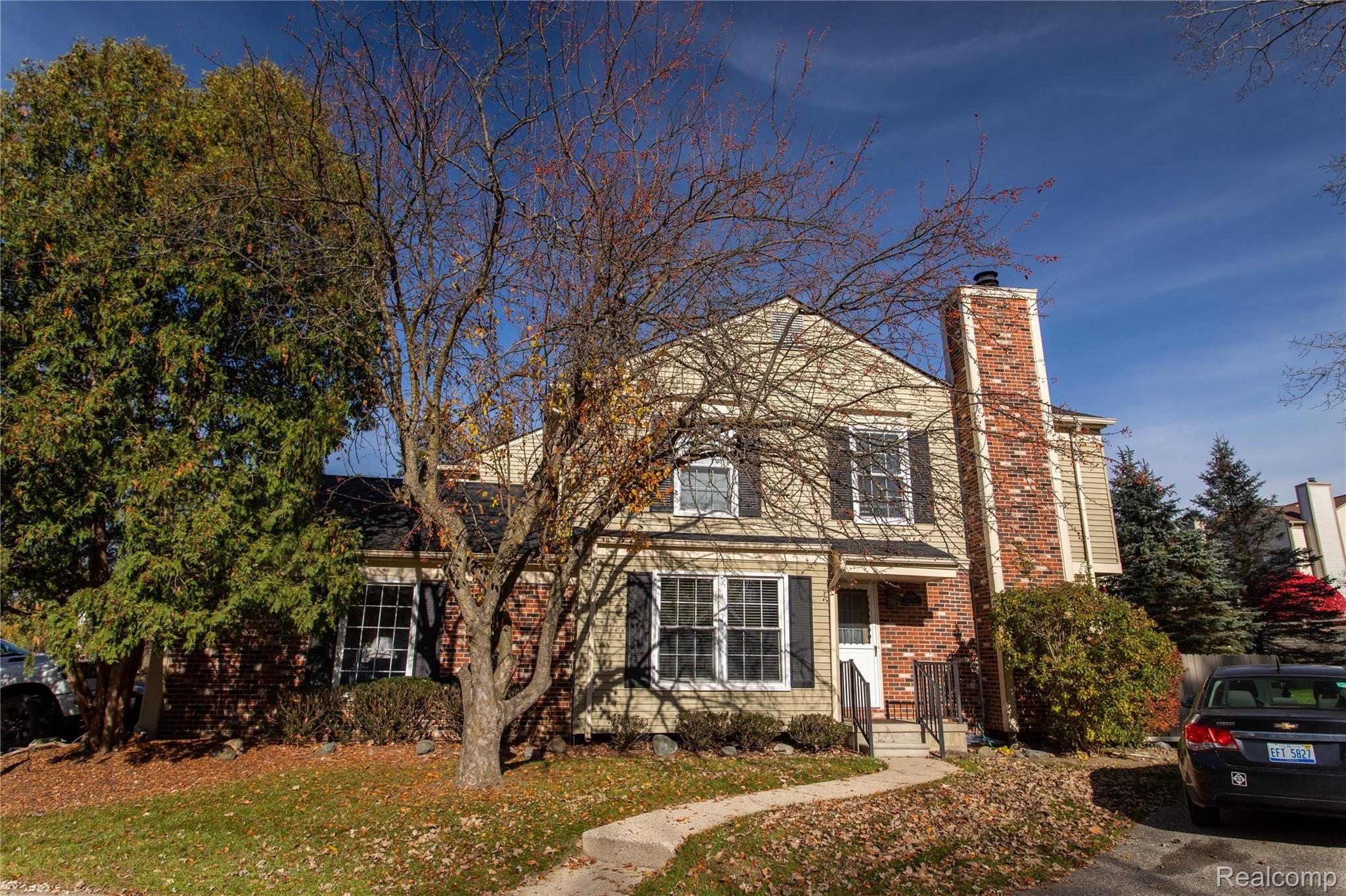 1496 Saddle Lane Rochester, MI 48306 - Photo 20 of 23 House_Saddle-20.jpg