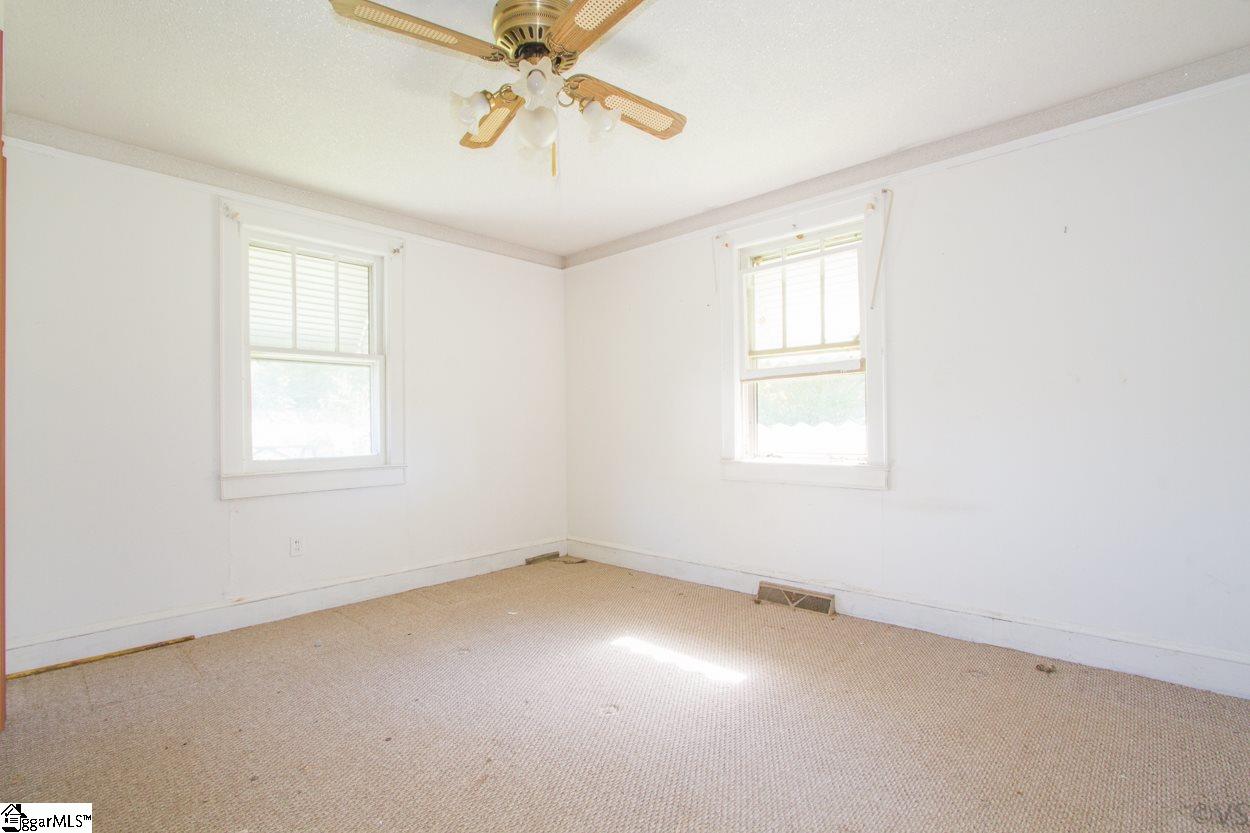 197 McWhorter Road Easley, SC 29642 - Photo 14 of 36