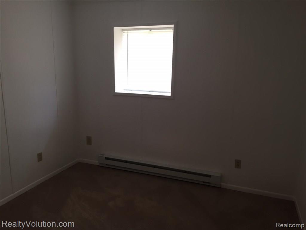 275 North Summers Road Imlay City, MI 48444 - Photo 10 of 16 IMG_6565.JPG