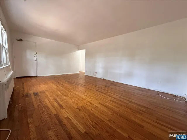 $235,000 | 12 Gainesborough Terrace, Unit 1B, River Edge, NJ 07661