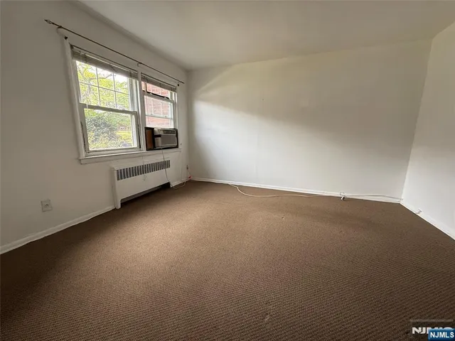 $235,000 | 12 Gainesborough Terrace, Unit 1B, River Edge, NJ 07661