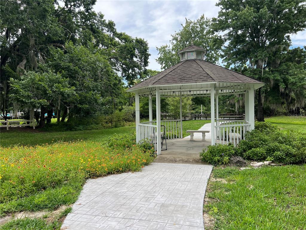 5328 Riverside Drive Yankeetown, FL 34498 - Photo 45 of 46 a house with garden in front of it