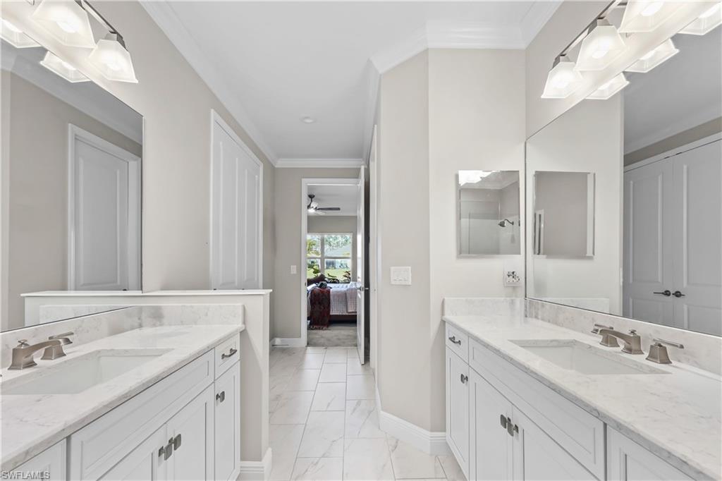 2302 Marquesa Circle Naples, FL 34112 - Photo 18 of 47