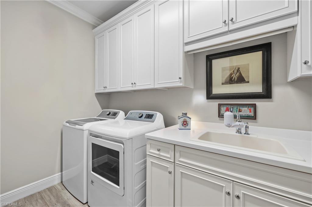 2302 Marquesa Circle Naples, FL 34112 - Photo 23 of 47