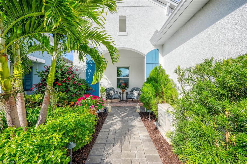 2302 Marquesa Circle Naples, FL 34112 - Photo 3 of 47