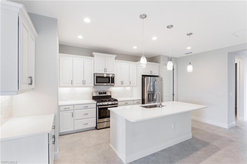 2302 Marquesa Circle Naples, FL 34112 - Photo 40 of 47