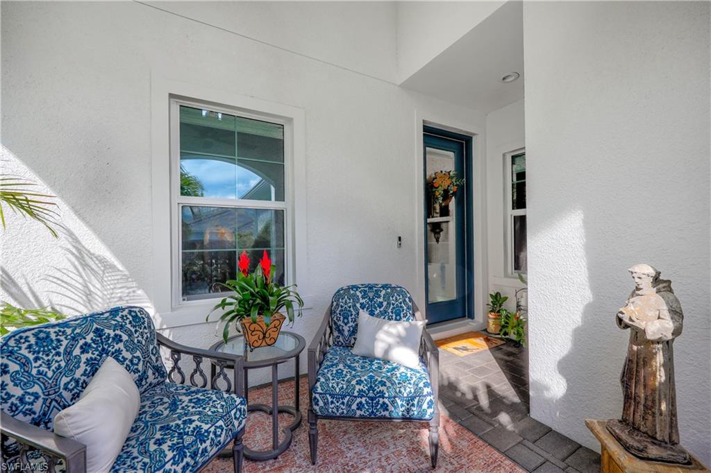 2302 Marquesa Circle Naples, FL 34112 - Photo 4 of 47